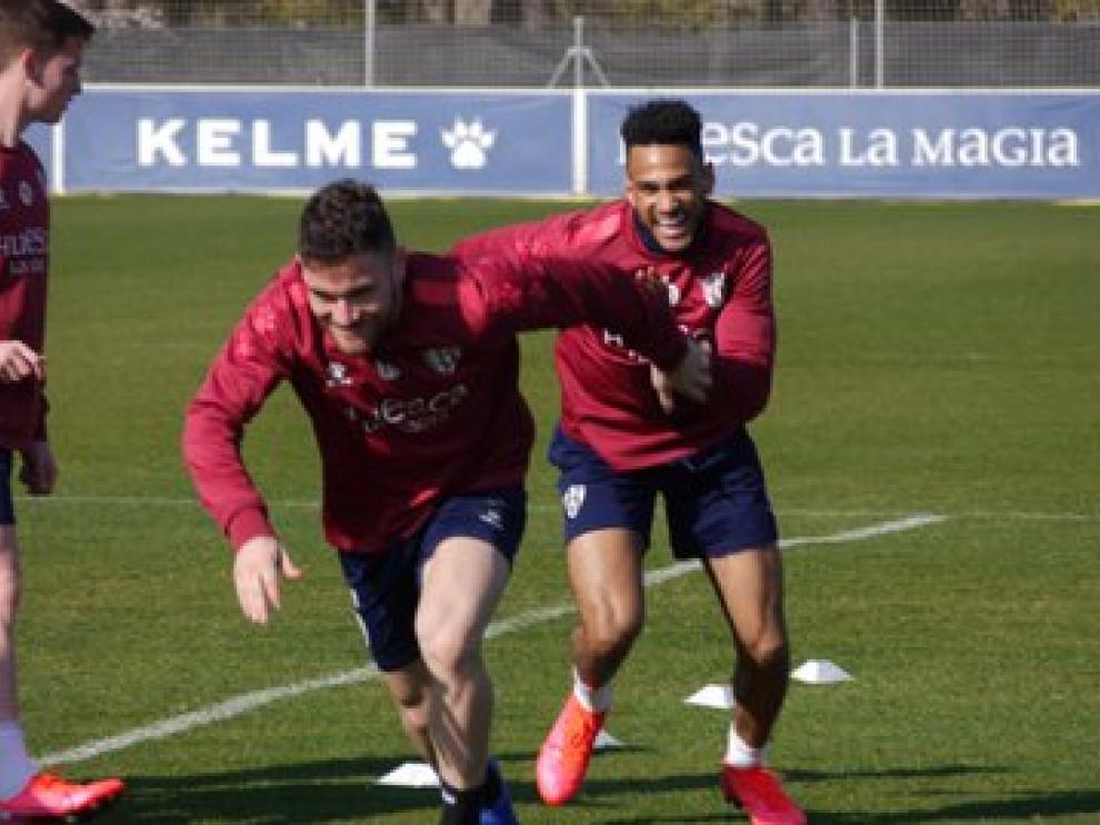 Javi Galán y Mboula, durante el entrenamiento de este sábado.