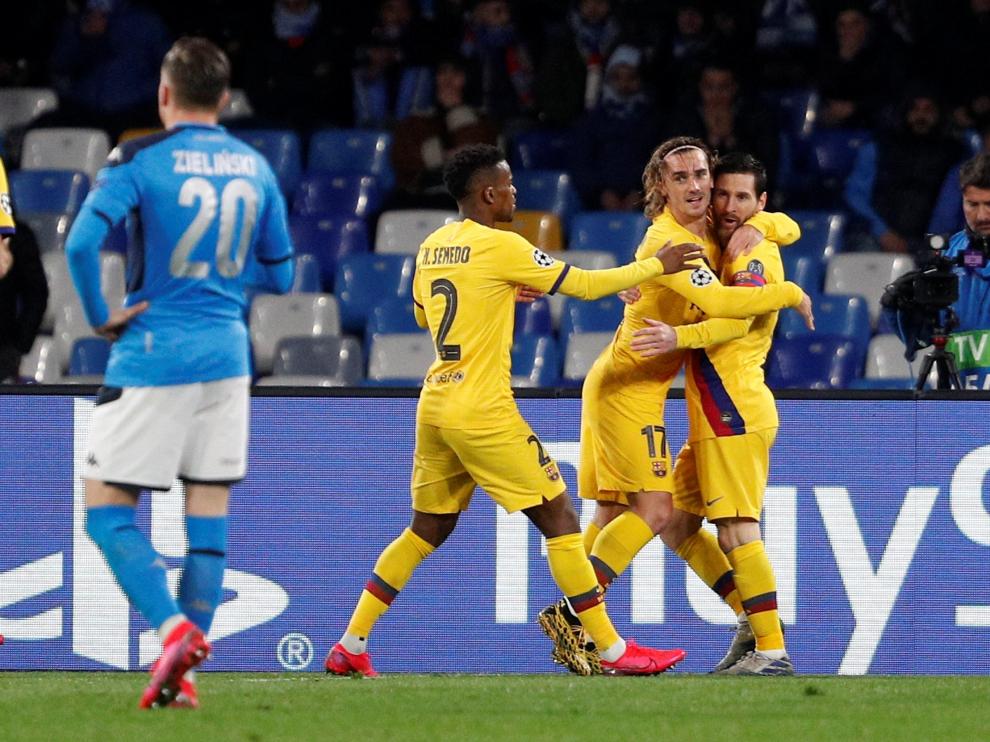 Champions League - Round of 16 First Leg - Napoli v FC Barcelona