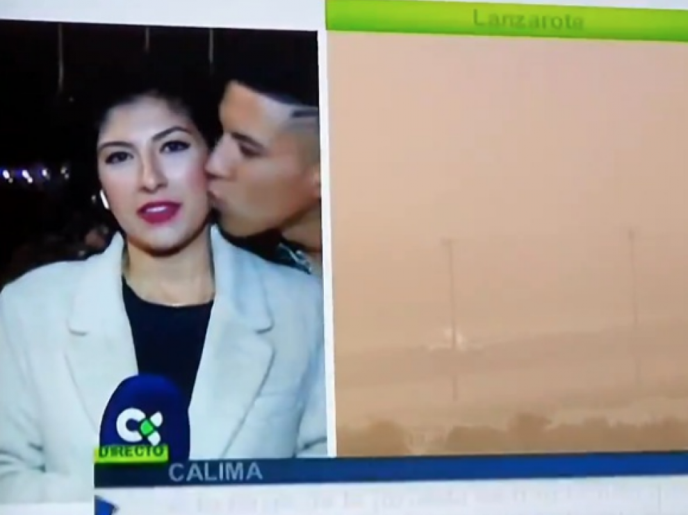 Captura de pantalla del momento en el que acosan a la periodista.