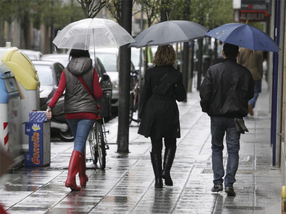 Una jornada de lluvia en Huesca
