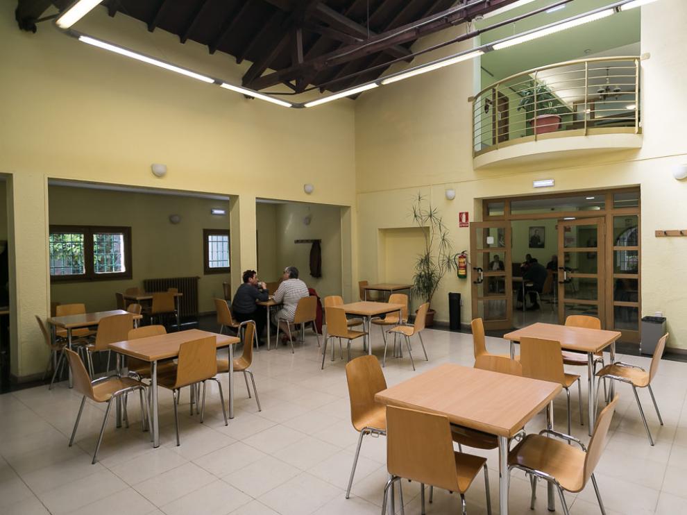 Imagen de la cafetería del centro de mayores Laín Entralgo, en el paseo de la Mina.