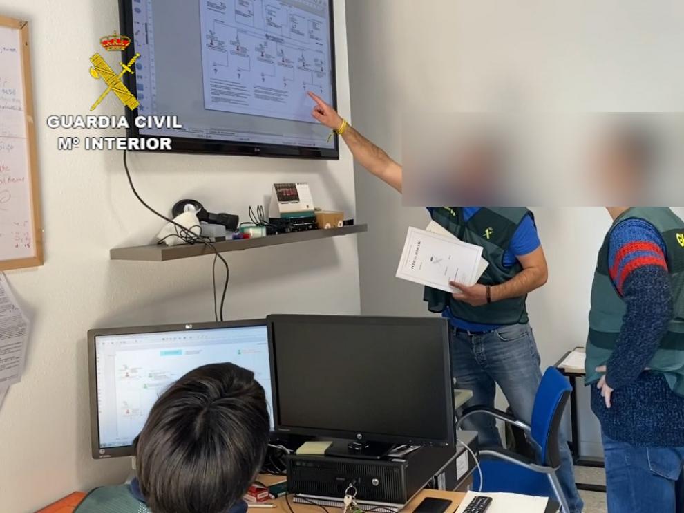 La operación ha sido dirigida por el Equipo de Delitos Tecnológicos de la Guardia Civil de Huesca.