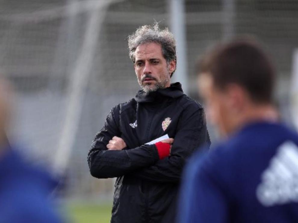 Roberto Cabellud, preparador físico del Real Zaragoza, en un entrenamiento del primer equipo en la Ciudad Deportiva.
