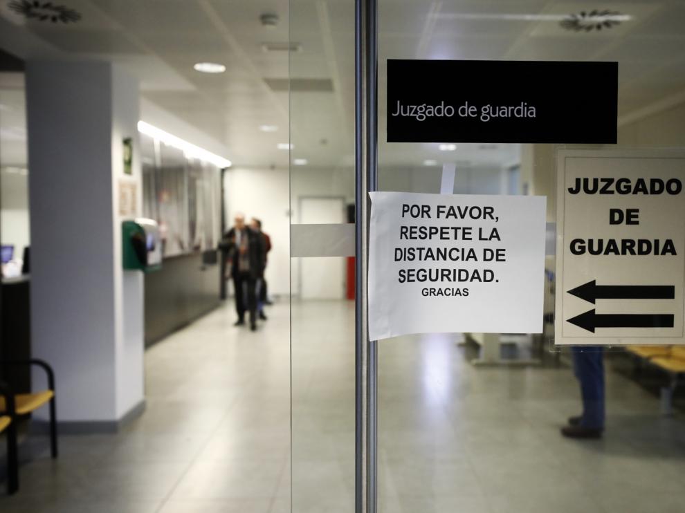 La Ciudad de la Justicia prácticamente vacía en el primer día laboral en estado de alerta.