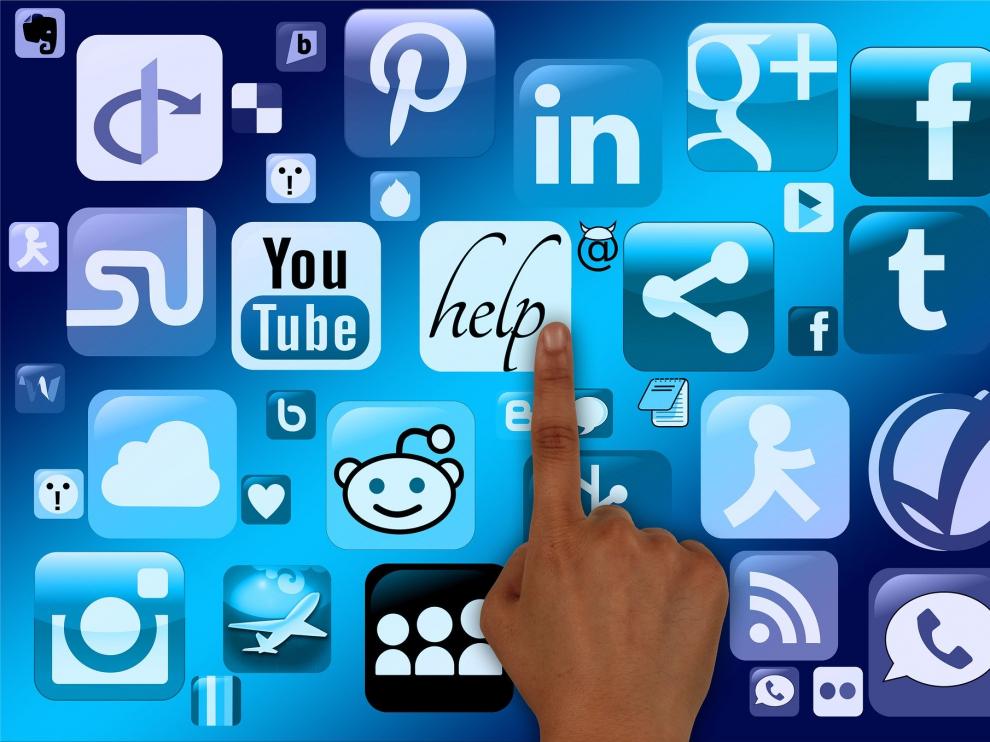 Utiliza tu plataforma favorita de comunicación para transmitir explicaciones diarias a tus alumnos
