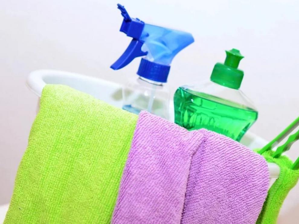 Así recomiendan limpiar las casas con pacientes con coronavirus.