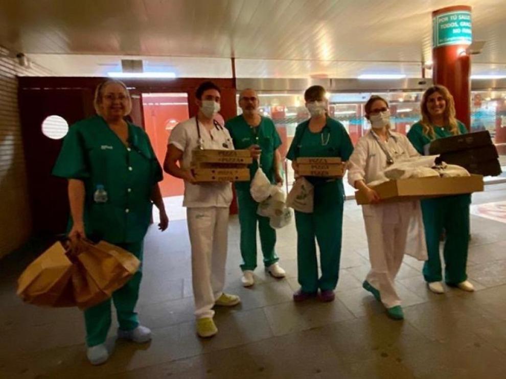 Entrega de GastroAplauSOS en el Hospital Clínico de Zaragoza