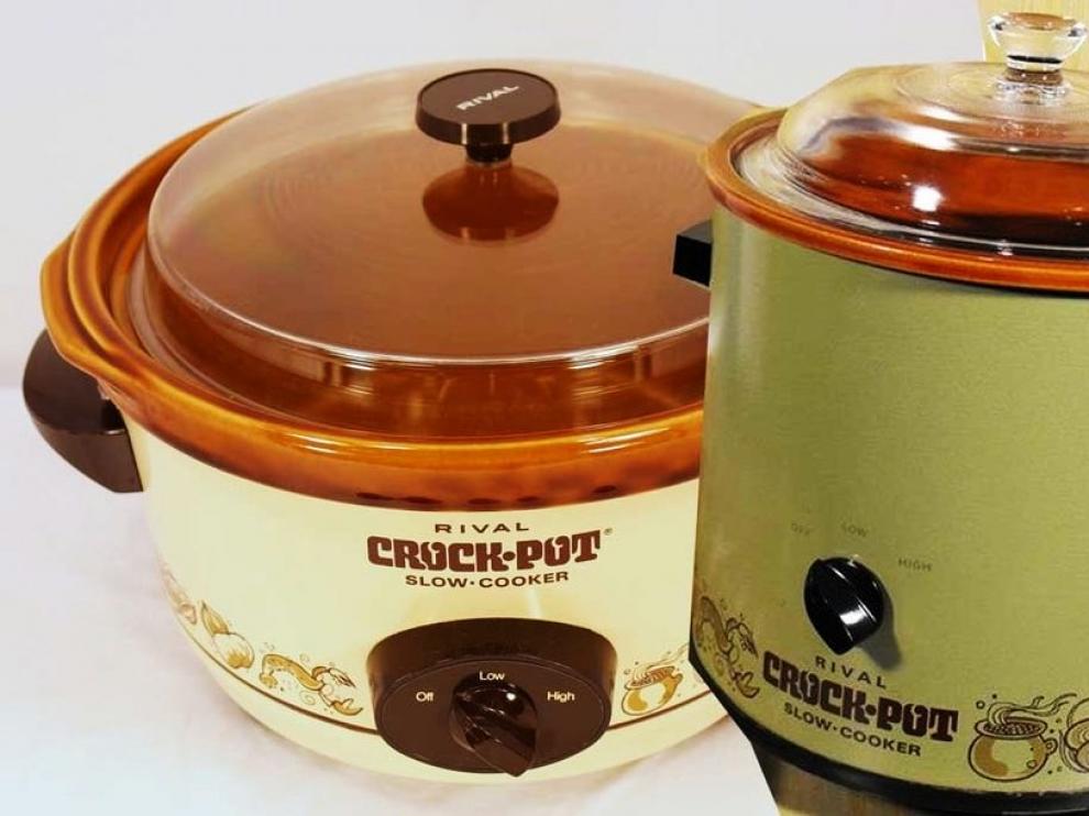Los dos primeros modelos Crock-Pot, lanzados en 1971.