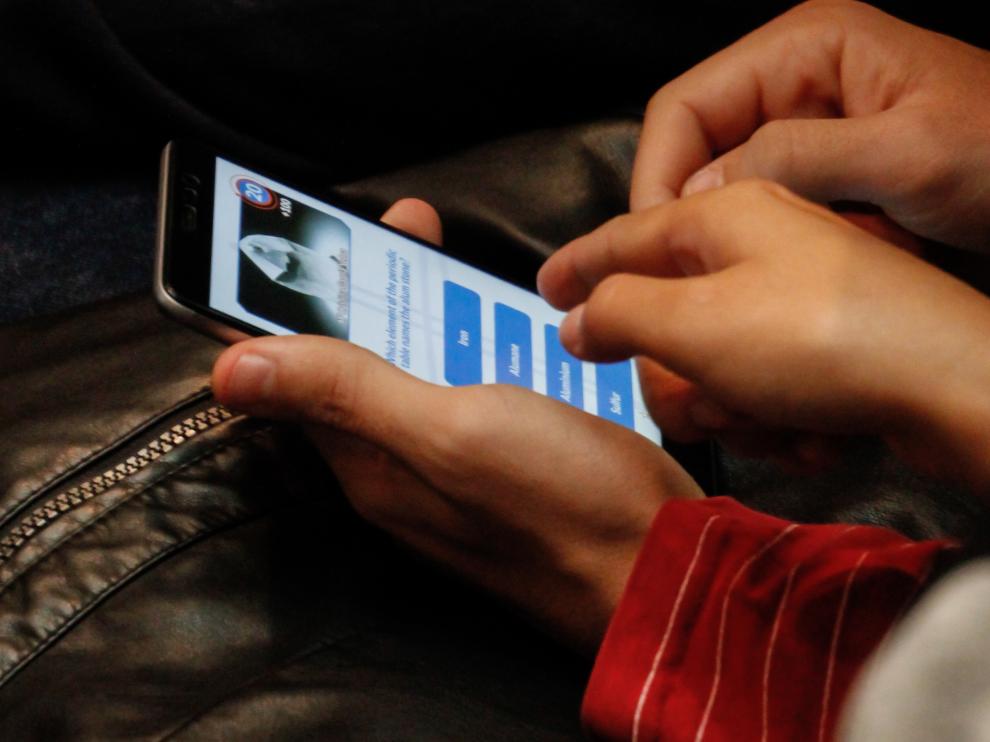 Diviértete jugando y aprendiendo ciencia con Hi Score Science