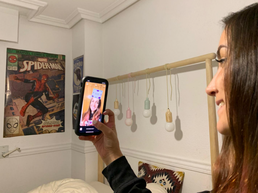 Ejemplo del filtro "yomequedoencasa".
