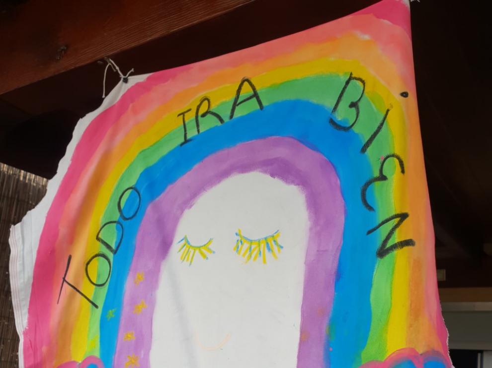 Dibujos Arco Iris de niños aragoneses para luchar contra el coronavirus