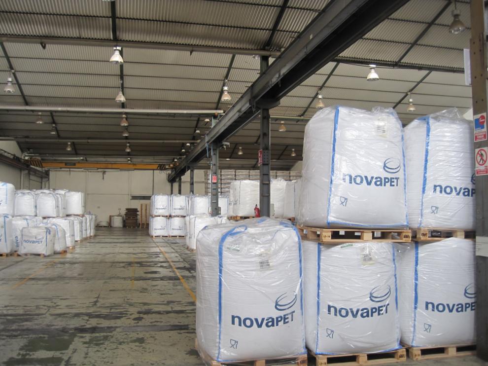 Centro logístico de Novapet en el complejo industrial de Barbastro (Huesca).