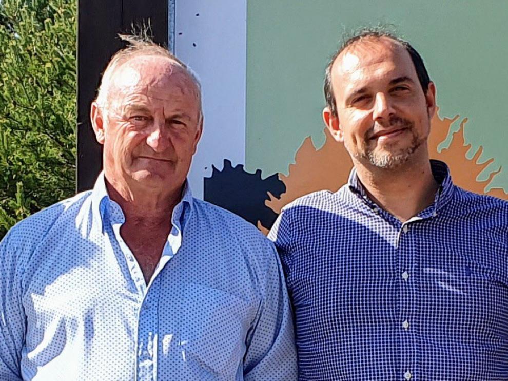 A la izquierda, Narciso Arranz, alcalde Cantalojas (Guadalajara).