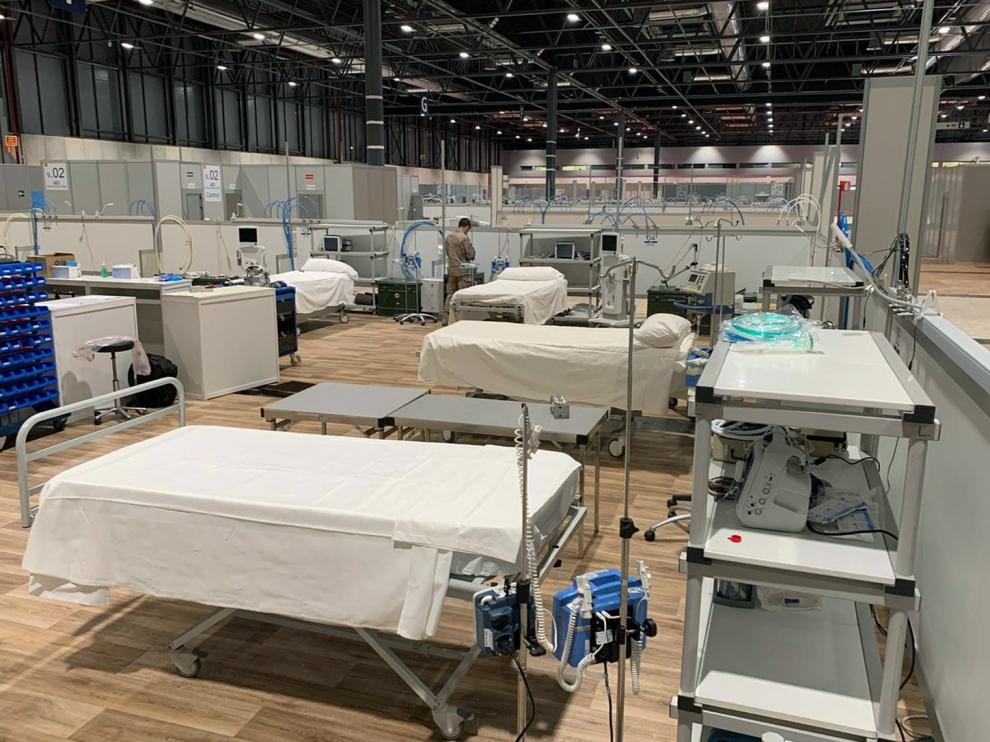 UCI acondicionada por el Ejército en un pabellón de Ifema.