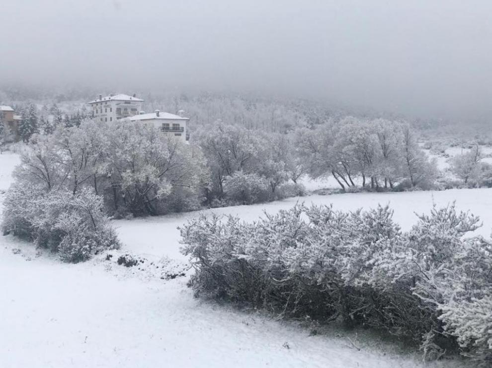 Orihuela del Tremedal, cubierta de nieve.