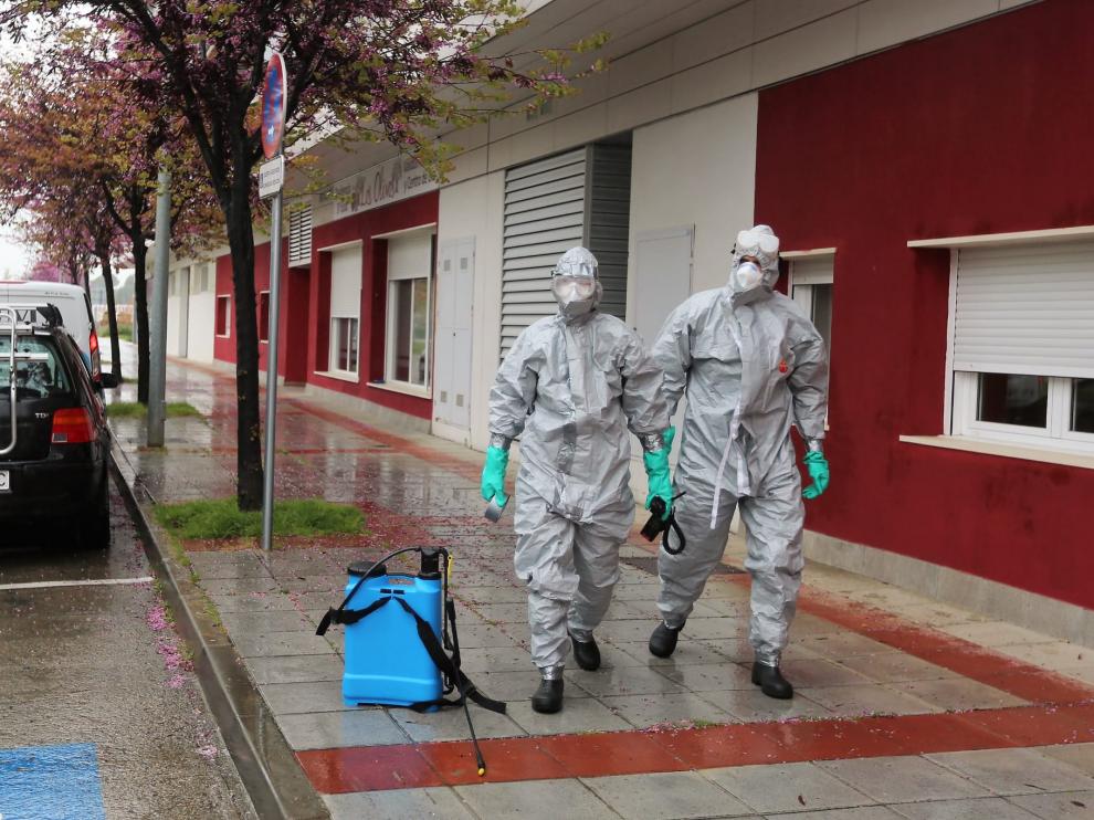 Los bomberos han acudido a desinfectar.