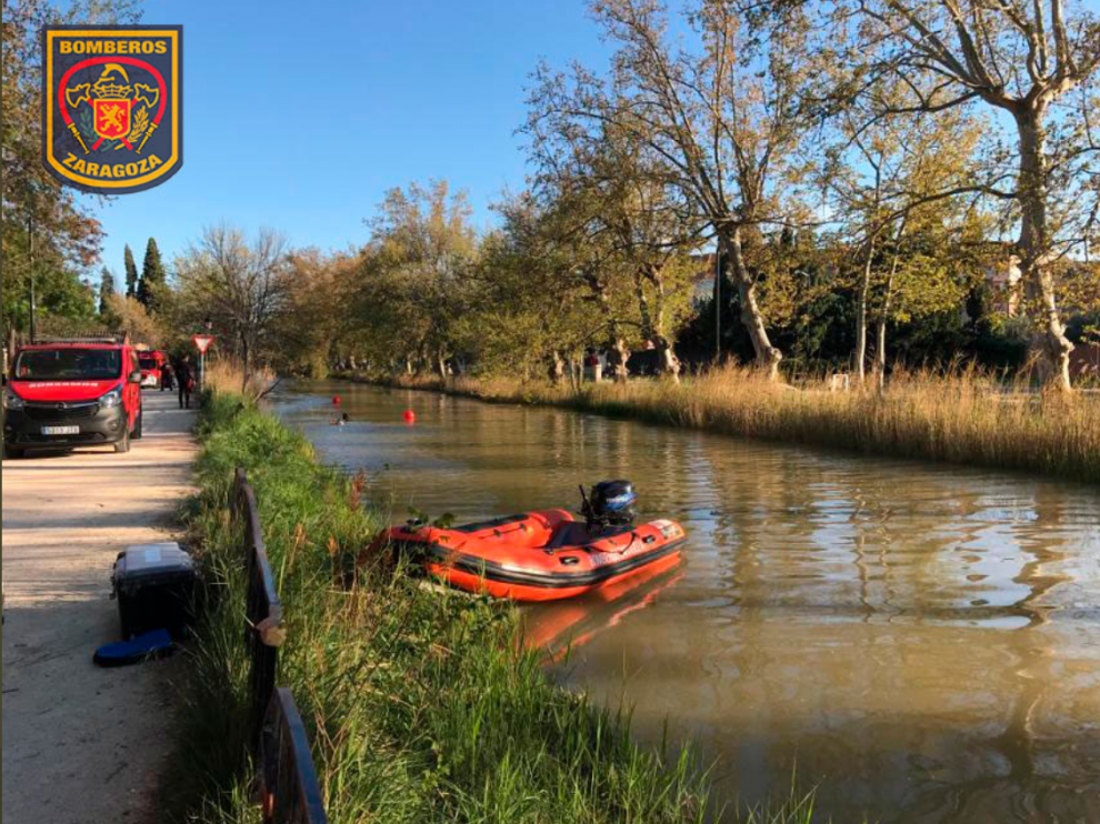 Los Bomberos recuperan el cuerpo de un hombre desaparecido en el Canal