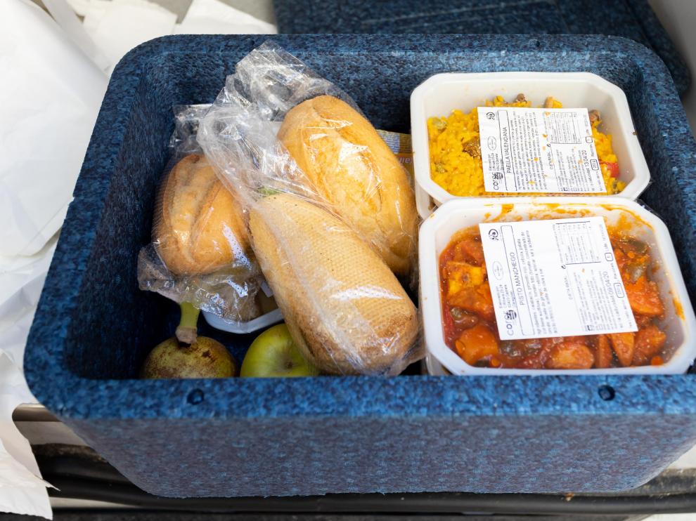 Servicio de comida a domicilio para personas mayores en Zaragoza