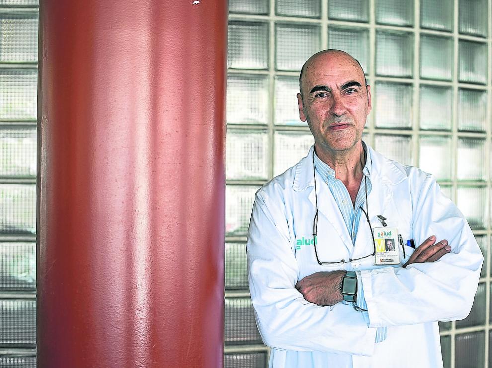 DOCTOR VALERO PEREZ CAMO ( HOSPITAL CLINICO UNIVERSITARIO ' LOZANO BLESA ' ) / 08/04/2020 / FOTO : OLIVER DUCH [[[FOTOGRAFOS]]]