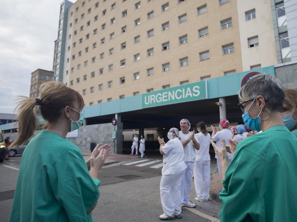 Aplauso sanitario en el Hospital Miguel Servet de Zaragoza