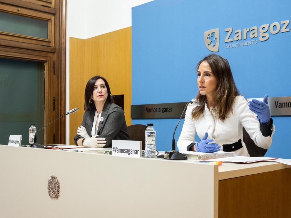 Sara Fernández y María Navarro, en rueda de prensa para presentar las medidas fiscales ante el coronavirus
