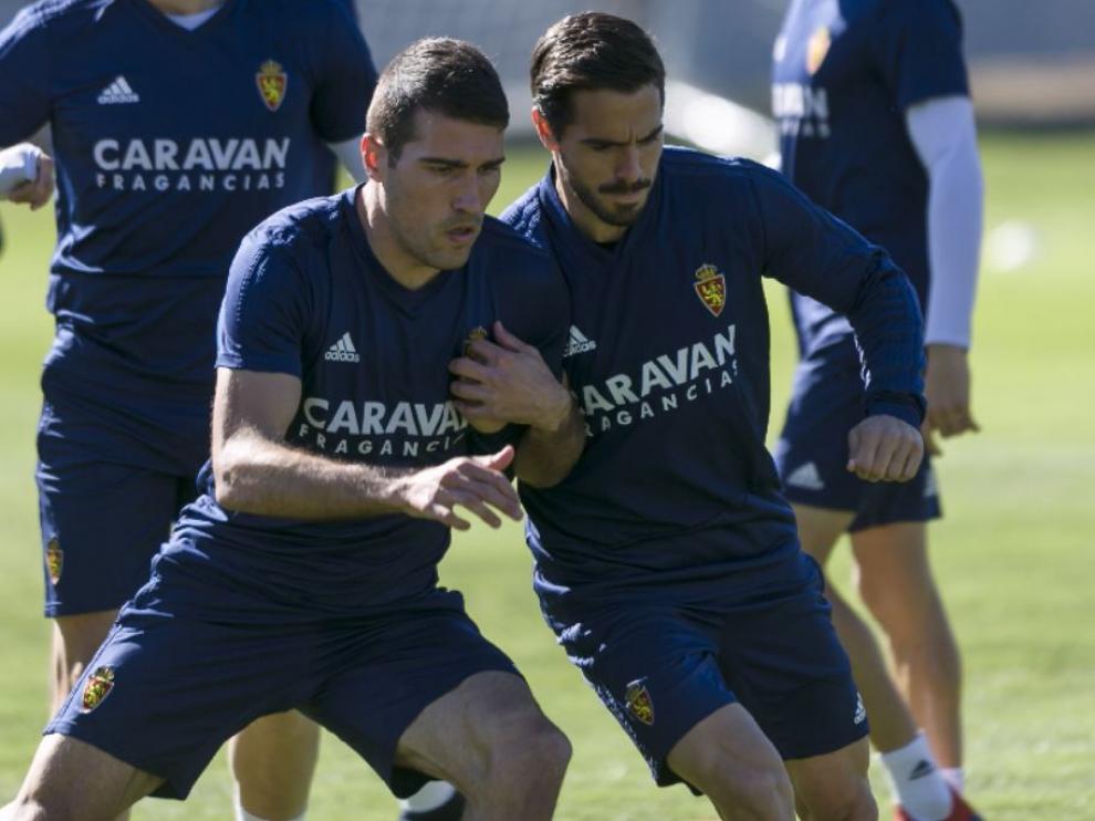 Zapater y Ros, juntos en un entrenamiento del Real Zaragoza meses atrás.