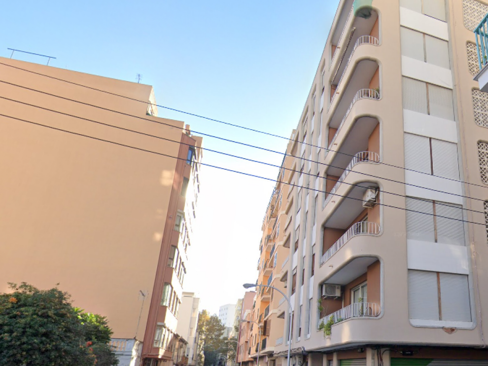 El incendio ocurrió en el número 13 de la calle Ángel Guimerà de Palma.