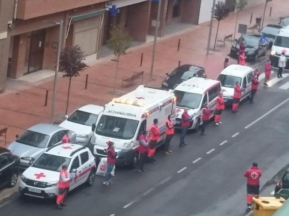 Los voluntarios ayudan a colectivos vulnerables y centros sanitarios.