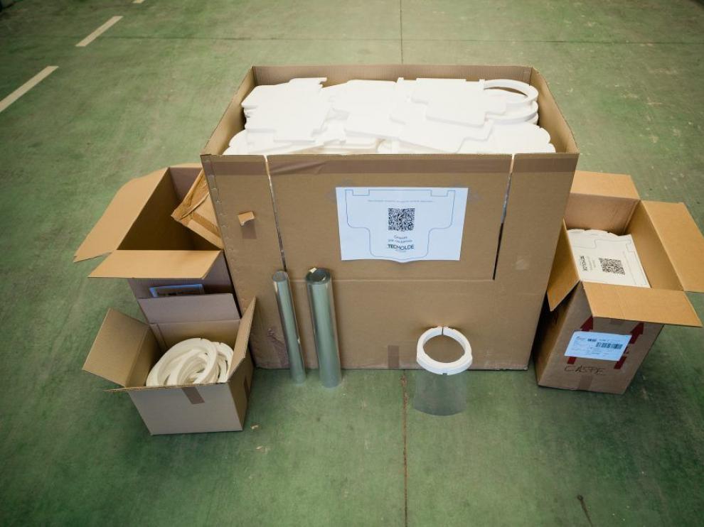 El material para fabricar las pantallas protectoras ya están en Caspe