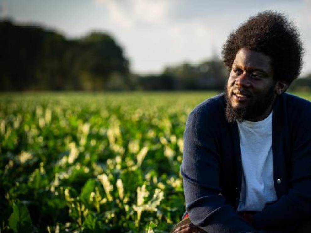 Foto promocional de Michael Kiwanuka