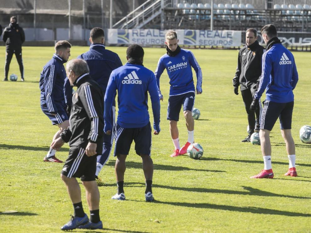 Imagen de uno de los últimos entrenamientos del Real Zaragoza antes de la interrupción de la liga, en los primeros días de marzo.