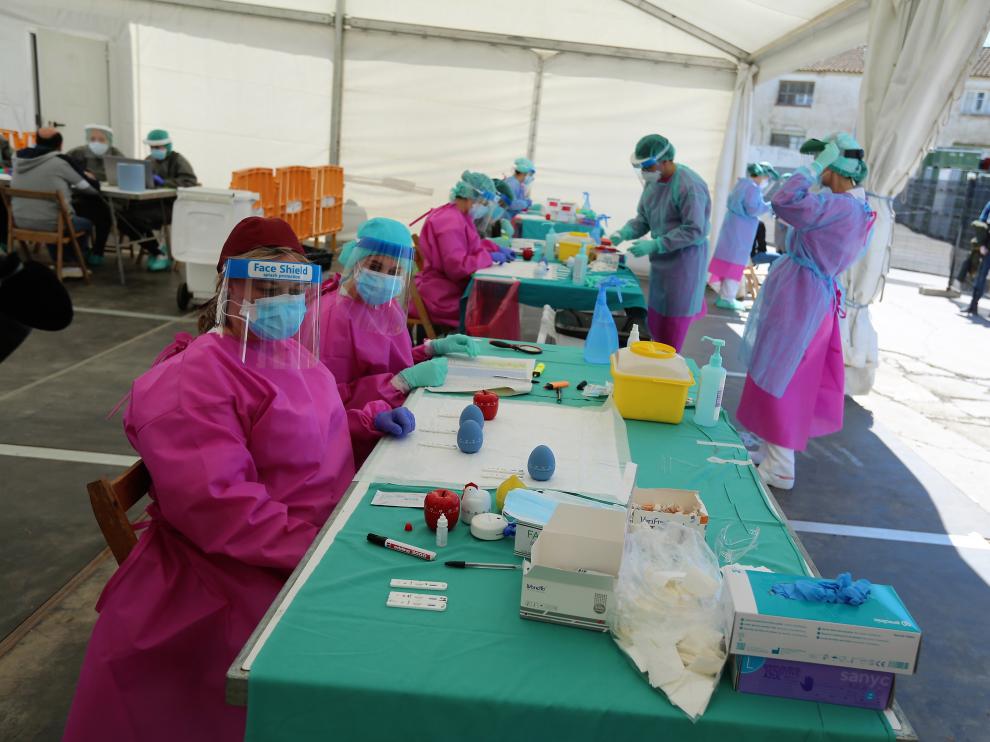 Imagen del dispositivo sanitario que se montó en el matadero Fribin para realizar los test.