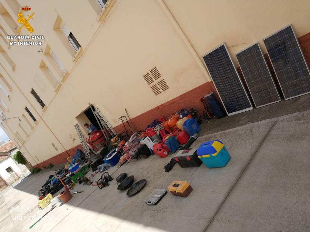 Dos detenidos y tres investigados por varios robos de casas de campo en Caspe y Maella