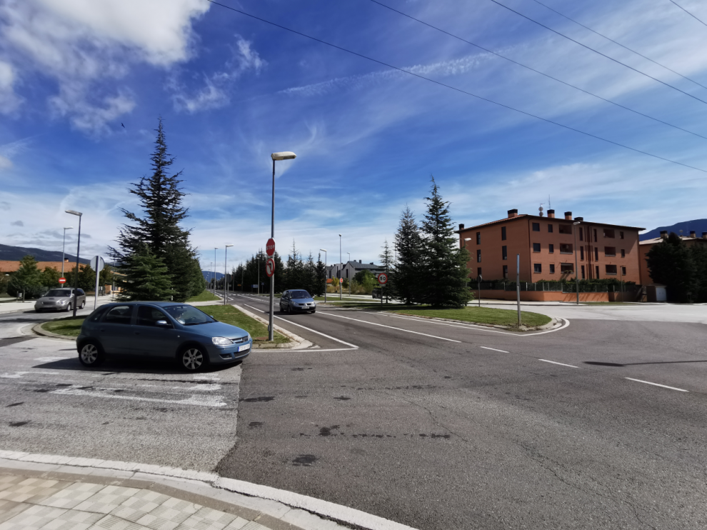 Glorieta de entrada a Jaca en la N-240