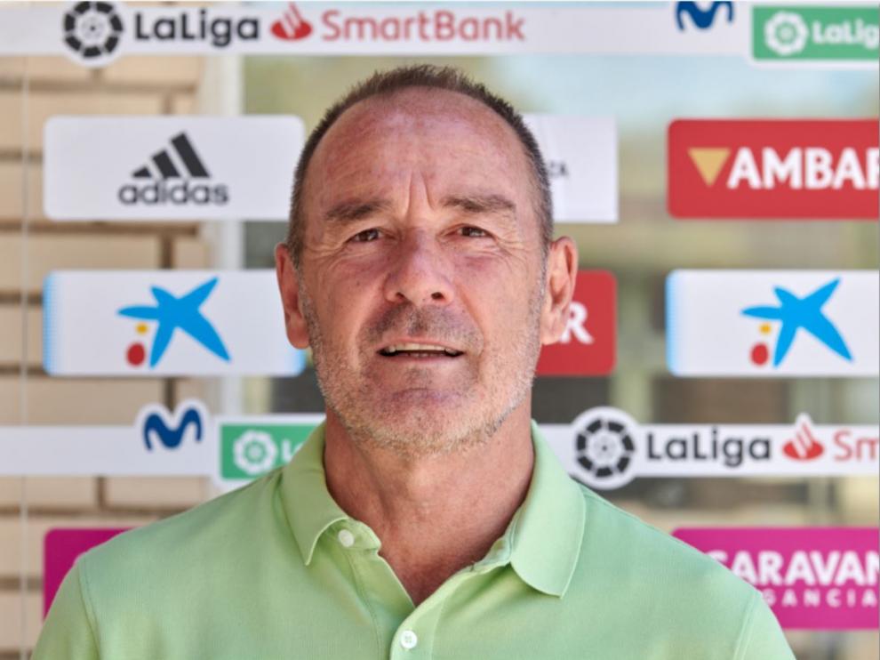 Víctor Fernández, en la Ciudad Deportiva al término del entrenamiento de este viernes.
