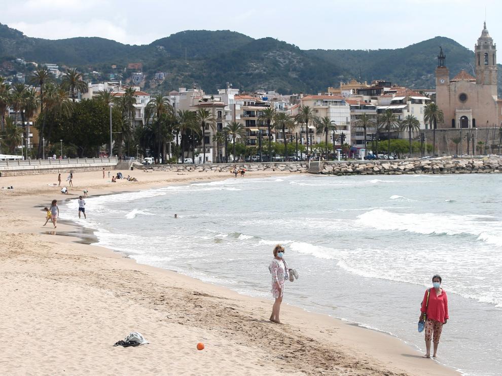Desescalada en la playa en Sitges (Barcelona)