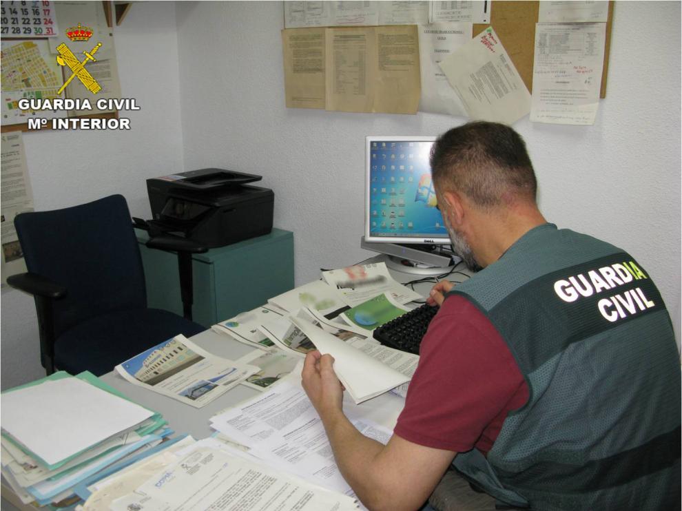 Dos detenidos por estafar 250.000 euros a empresas de cuatro provincias, una en La Almunia de Doña Godina