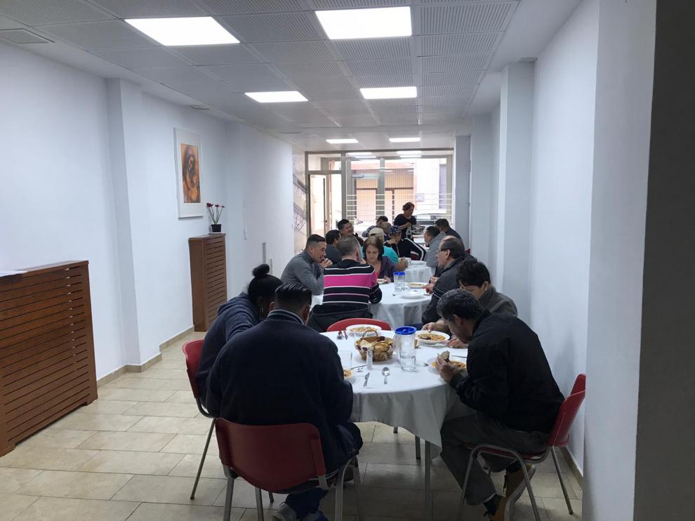 La sala del Comedor Familias Delicias, en Zaragoza.