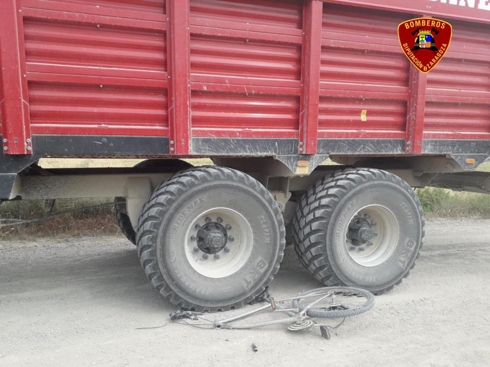 El tractor contra el que ha chocado el menor.