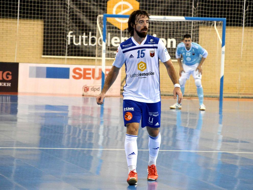 Nano Modrego durante un encuentro con el Fútbol Emotion Zaragoza.