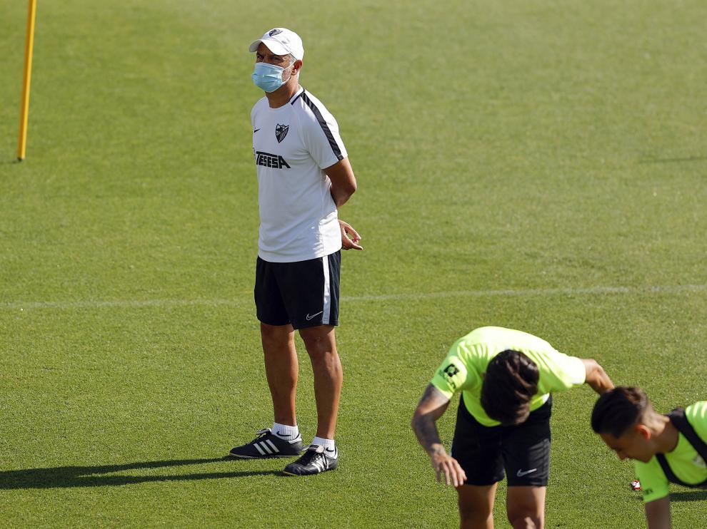Sergio Pellicer, técnico del Málaga, durante un entrenamiento.