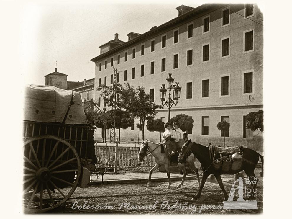 Calle del Pilar. Anteayer Fotográfico Zaragozano.