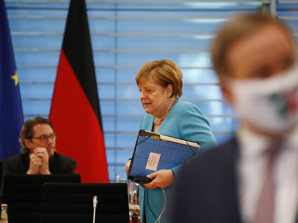 Chancellor Merkel meets German Federal State Premiers in Berlin