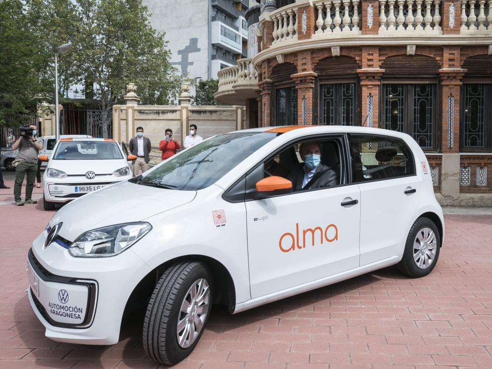 Zaragoza estrena el servicio de coches de alquiler de Alma Mobility
