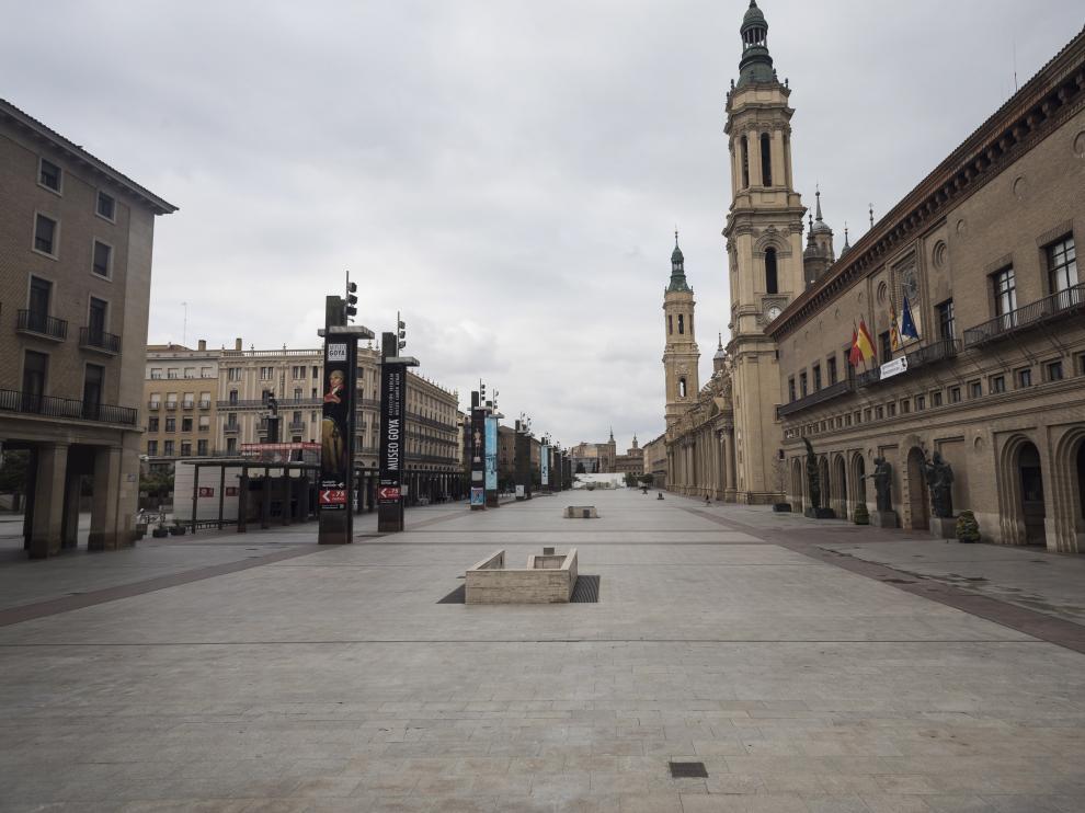Plaza del Pilar vacía el pasado 23 de marzo.