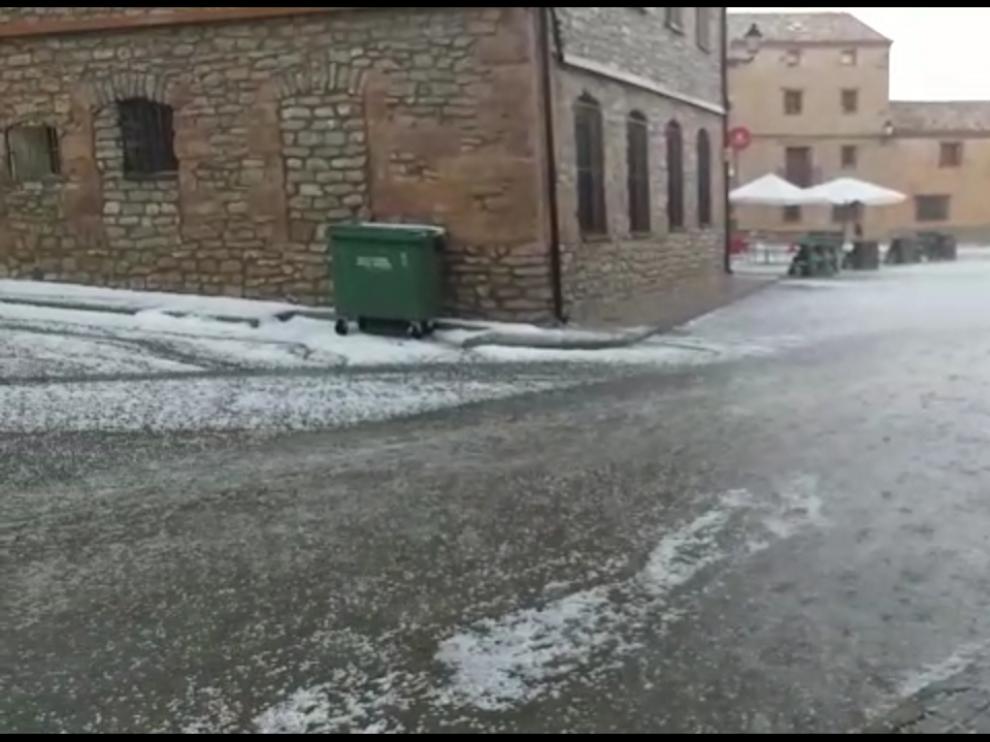 La tormenta descargó sobre Pozondón dañando campos e inundando arquetas de desagüe