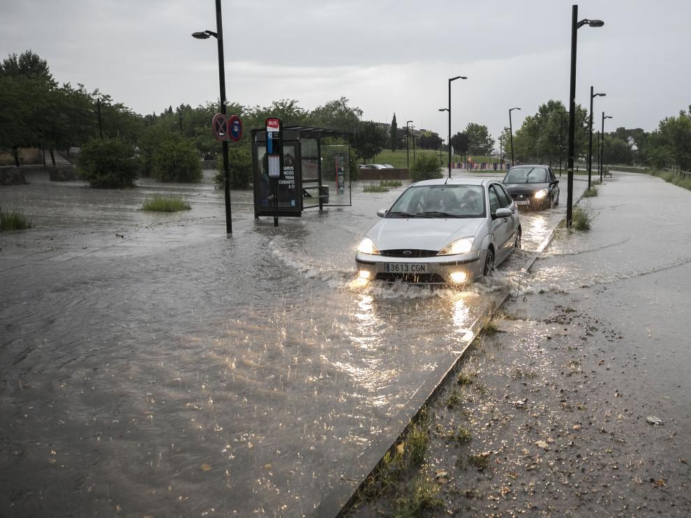 Primera tormenta de verano en Zaragoza