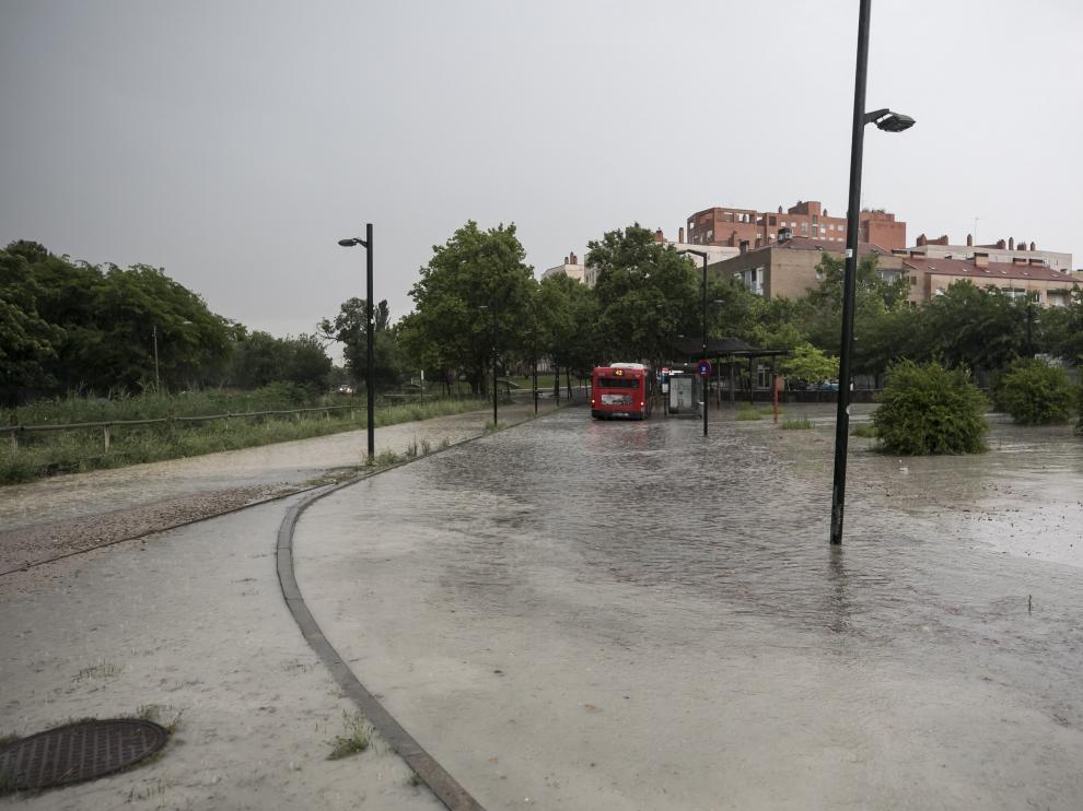 Primera tormenta de verano en Zaragoza