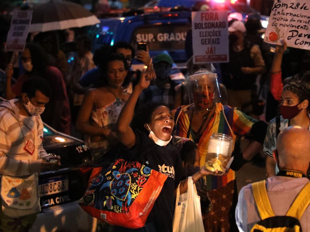 Manifestación contra presidente Bolsonaro, en Río de Janeiro
