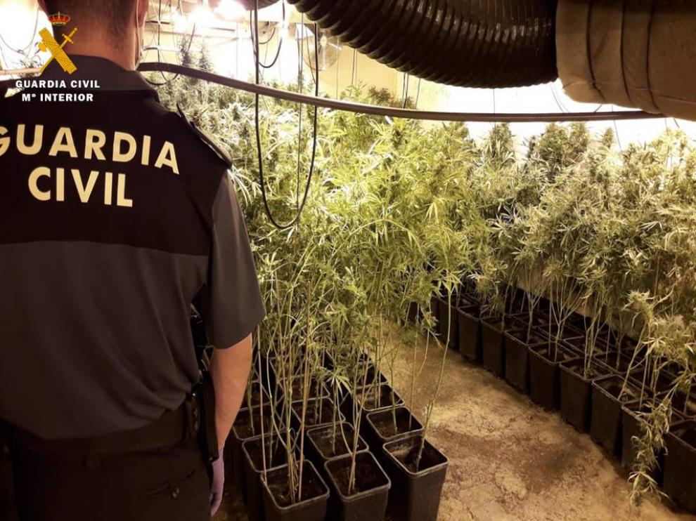 La Guardia Civil desarticula una organización criminal dedicada al tráfico de drogas en Teruel, Zaragoza y Gerona
